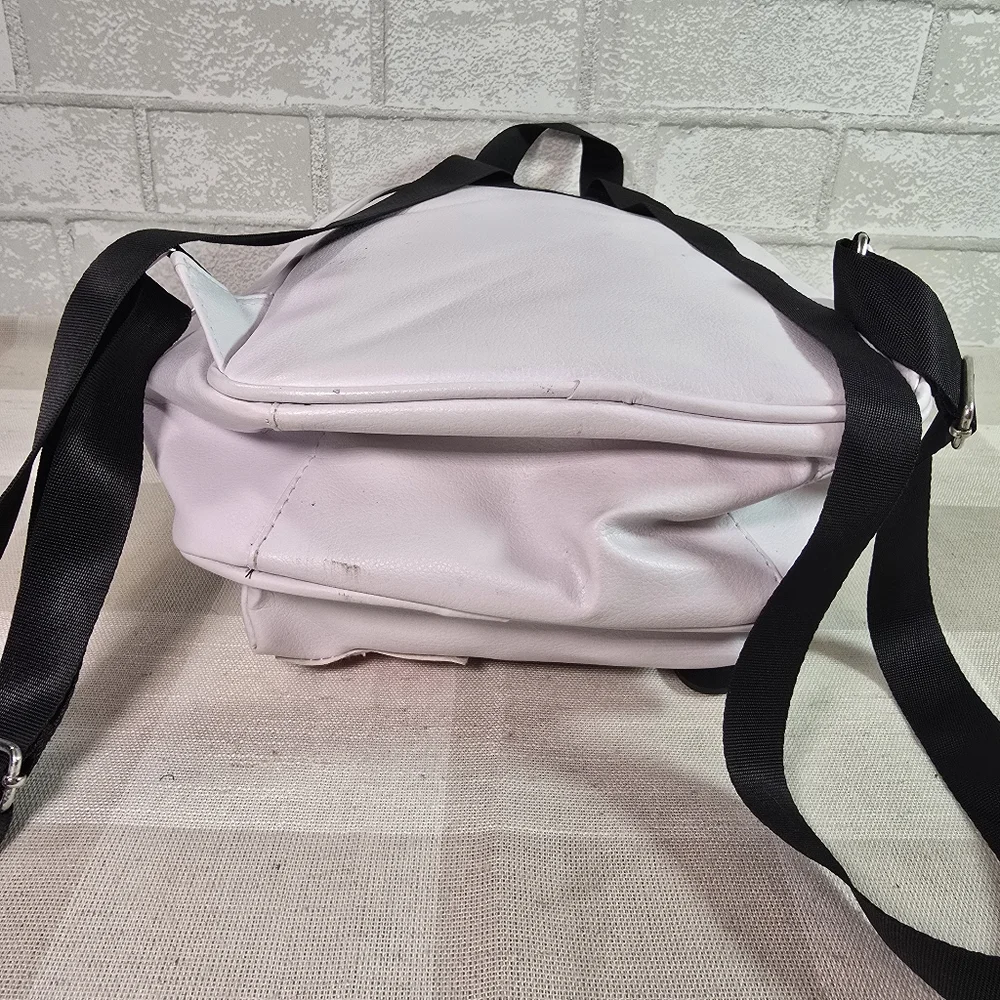 Girl's Hello Kitty Face Mini Backpack Faux Leather Zippered Purse Bag Sanrio
